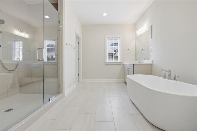 Building Photo - 6572 Aria Village Dr