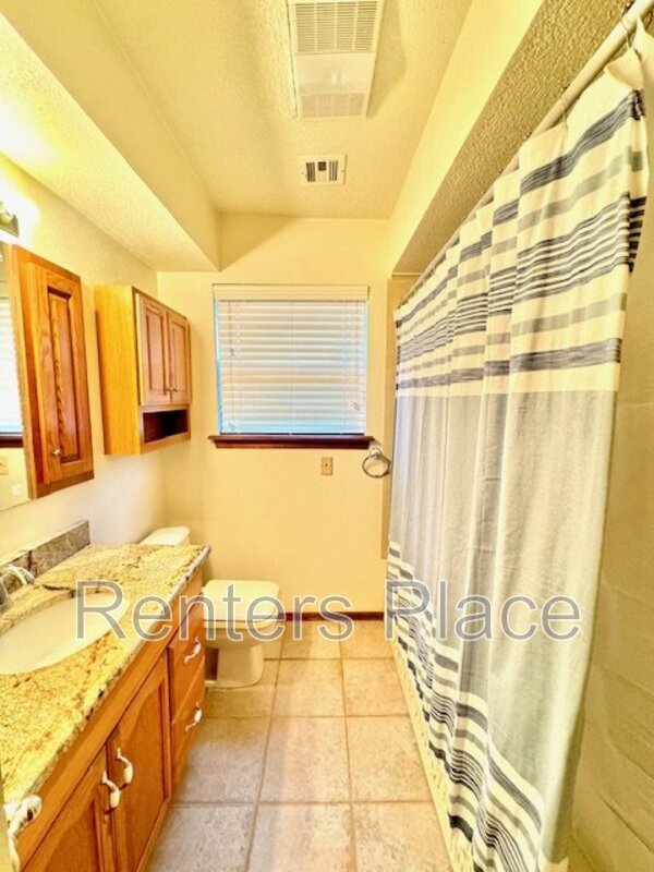 Building Photo - 2915 S 138th E Ave