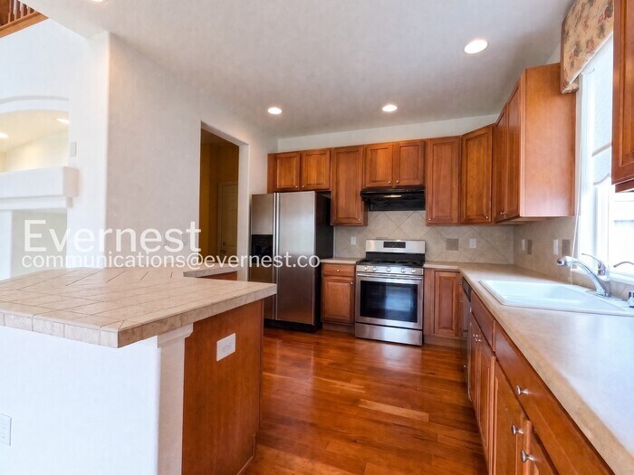 Building Photo - 6238 Westchase Rd
