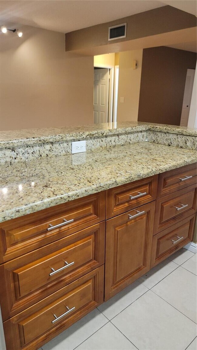 Building Photo - 8401 SW 107th Ave