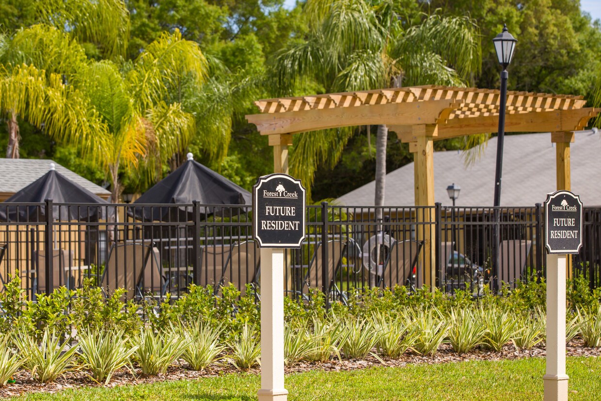 Oasis At Bayside East Largo