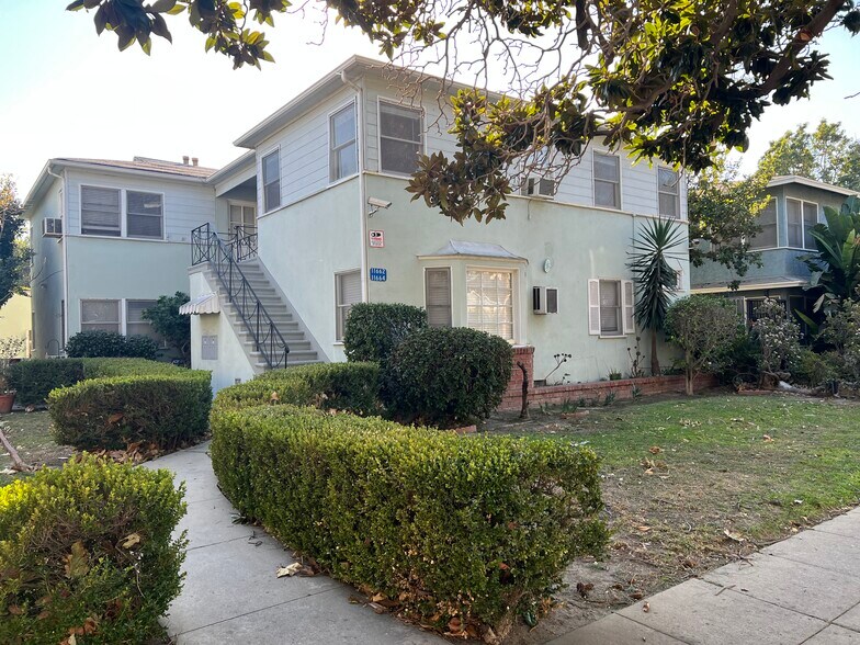 Building Photo - 11662 Chandler Blvd