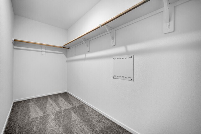 Building Photo - 26710 Willow Ln