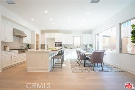 Building Photo - 104 Whisper Rock