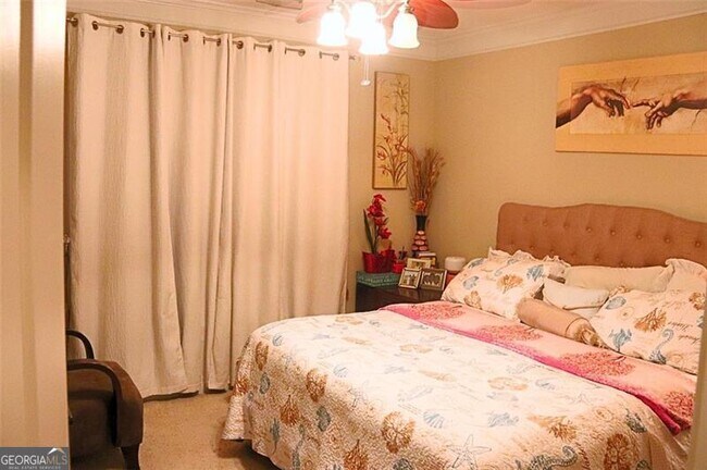 Building Photo - 10 Perimeter Summit Blvd