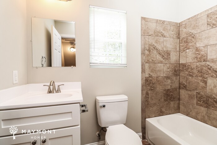 Building Photo - 315 E Georgia Ave