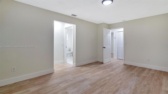 Building Photo - 13800 SW 285th Terrace