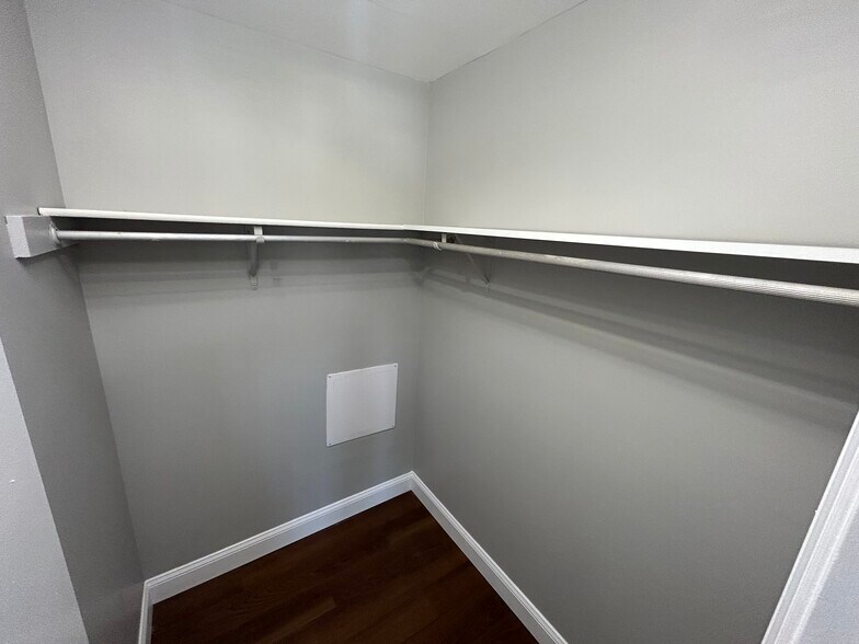 Building Photo - 112 Prescott Pl
