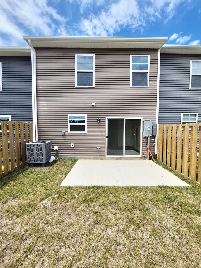Building Photo - 50 Grayson Village Dr
