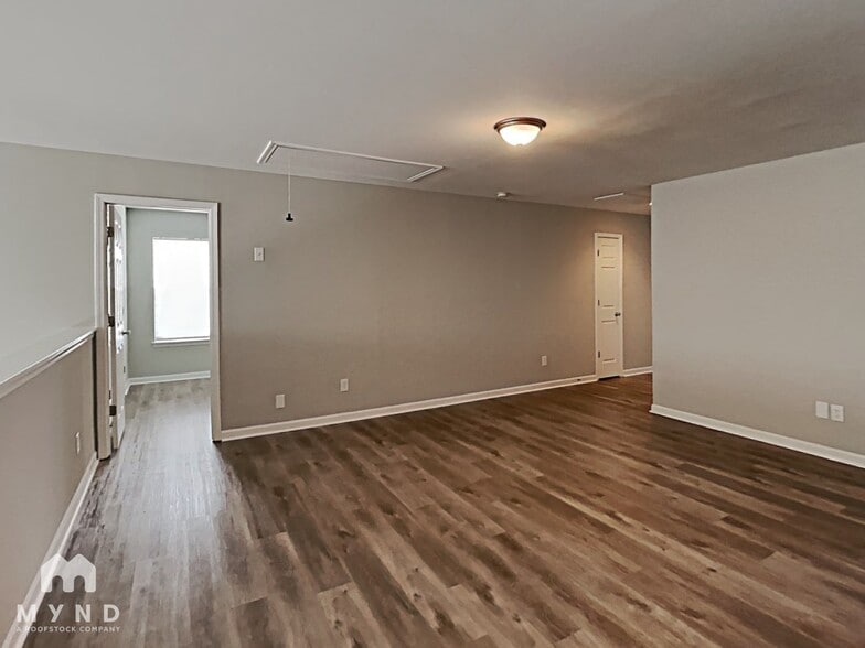 Building Photo - 9225 Bradstreet Commons Way