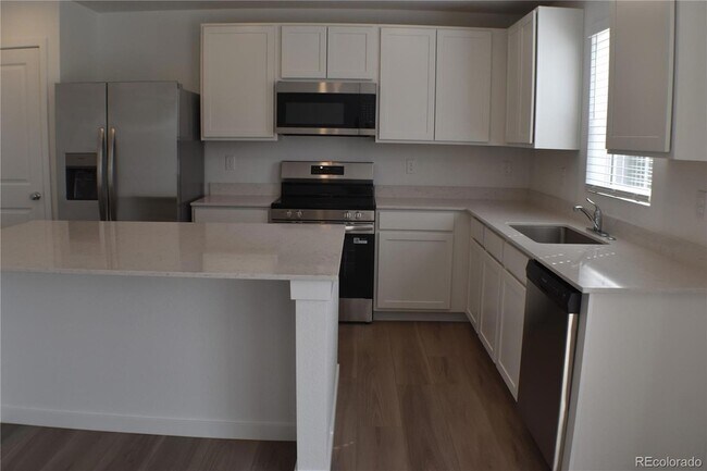 Building Photo - 7864 Desert Wrangler Dr