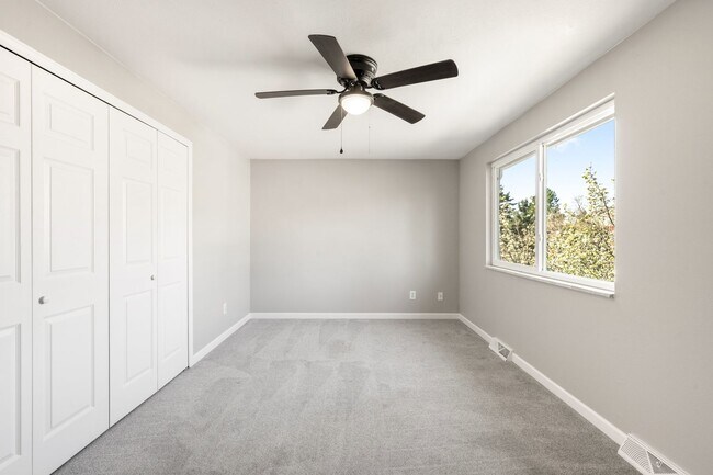 Building Photo - 6096 S Jamaica Way