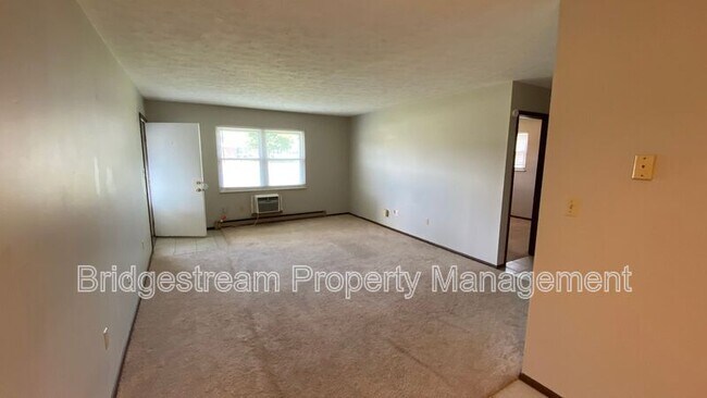 Building Photo - 52 Candlewood Ct