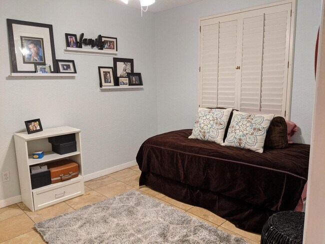 Building Photo - 6412 Brisa Del Mar Dr
