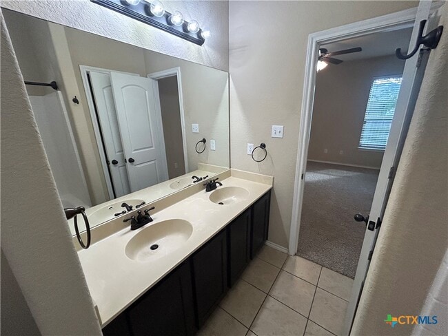 Building Photo - 298 Rosalie Dr