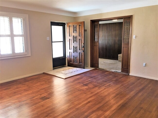 Building Photo - Single Story | Prime Location | Nob Hill L...