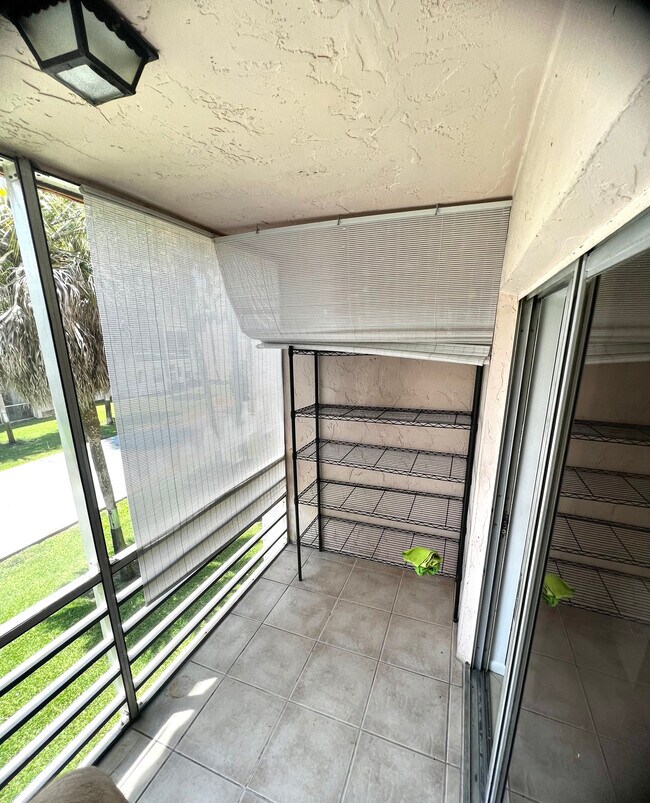 Building Photo - 7610 Stirling Rd