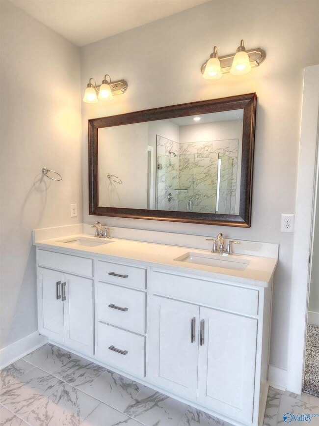 Building Photo - 102 Mississippi St