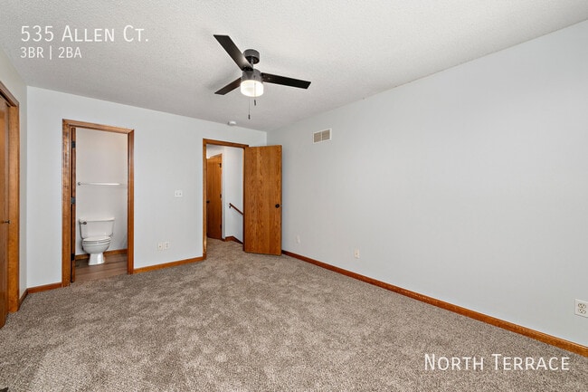 Building Photo - 535 Allen Ct