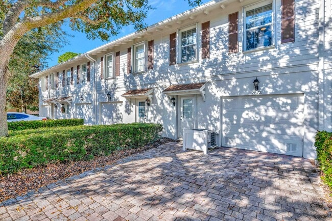 Building Photo - 2873 E Community Dr