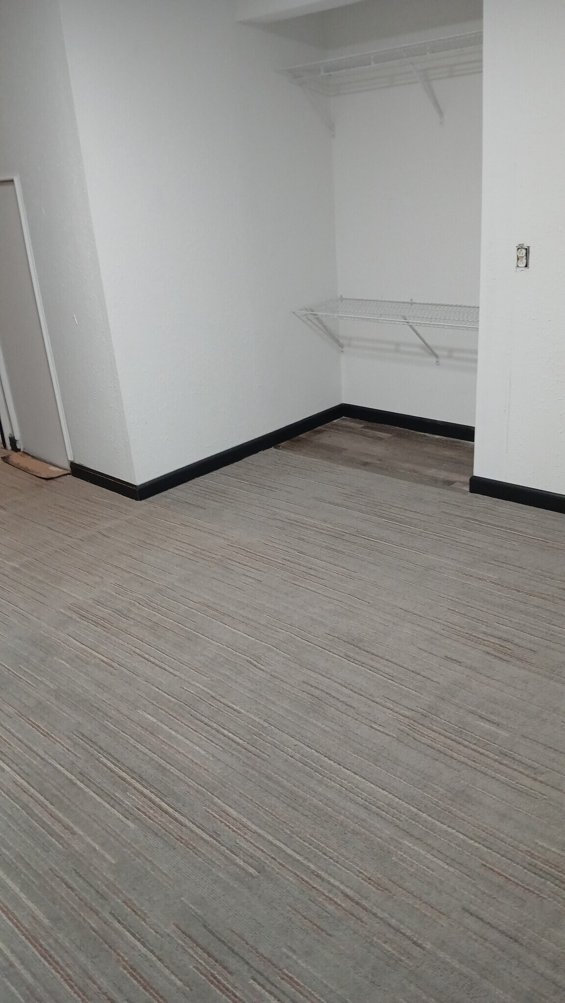 Building Photo - 260 K St NW