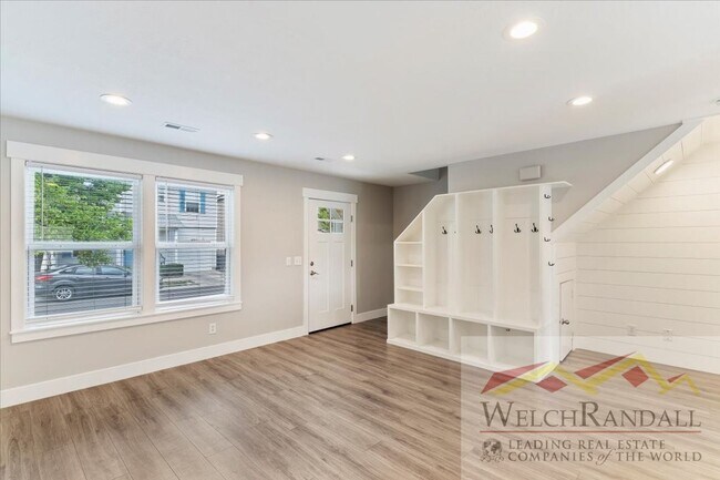 Building Photo - Your Clinton Haven – Modern, Spacious, and...