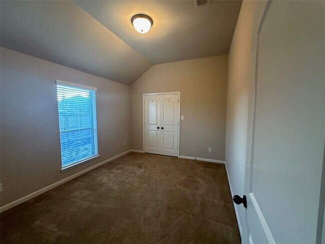 Building Photo - 2922 Firewalk Trace