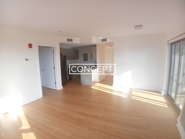 Building Photo - 40 Malvern St