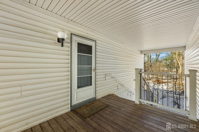 Building Photo - 1036 Waterford Dr