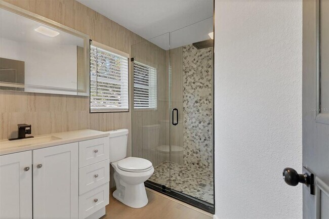 Building Photo - 4290 Yucatan Cir