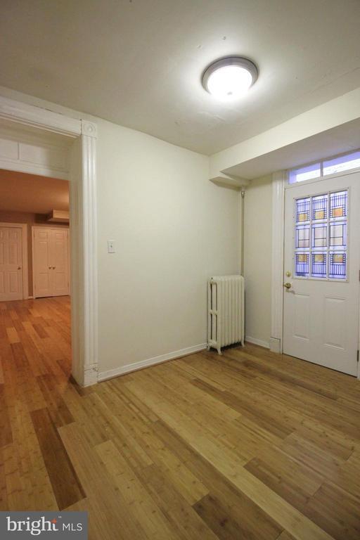Building Photo - 1809 19th St NW