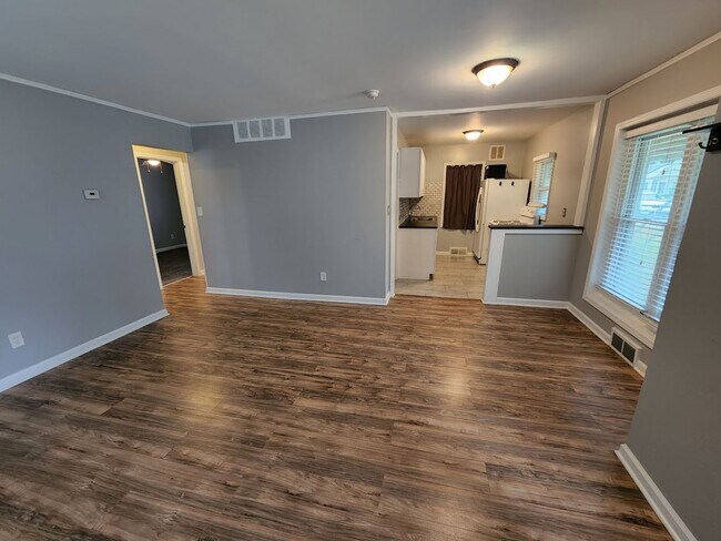 Building Photo - 2 bed 1 bath North Ferndale ranch - SPECIAL OFFER $0 RENT FOR THE REST OF DECEMBER