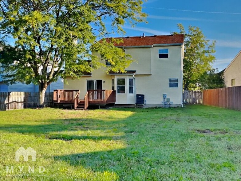 Building Photo - 3019 Old Warson Dr