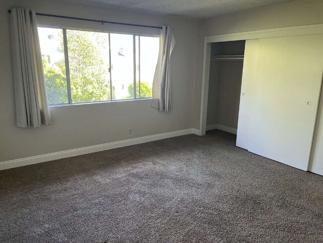 Building Photo - 33951 Mariana Dr