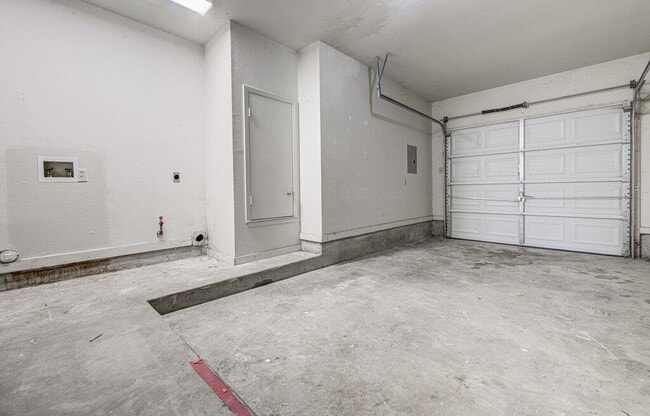 Building Photo - 2509 Riddle Rd