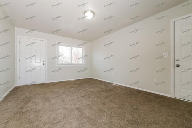 Building Photo - 5125 S Norfleet Rd