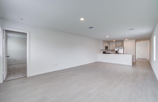 Building Photo - 18054 Le Gotte Ln