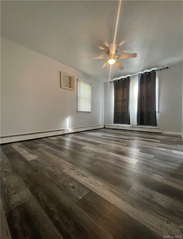 Building Photo - 114 Wawayanda Ave