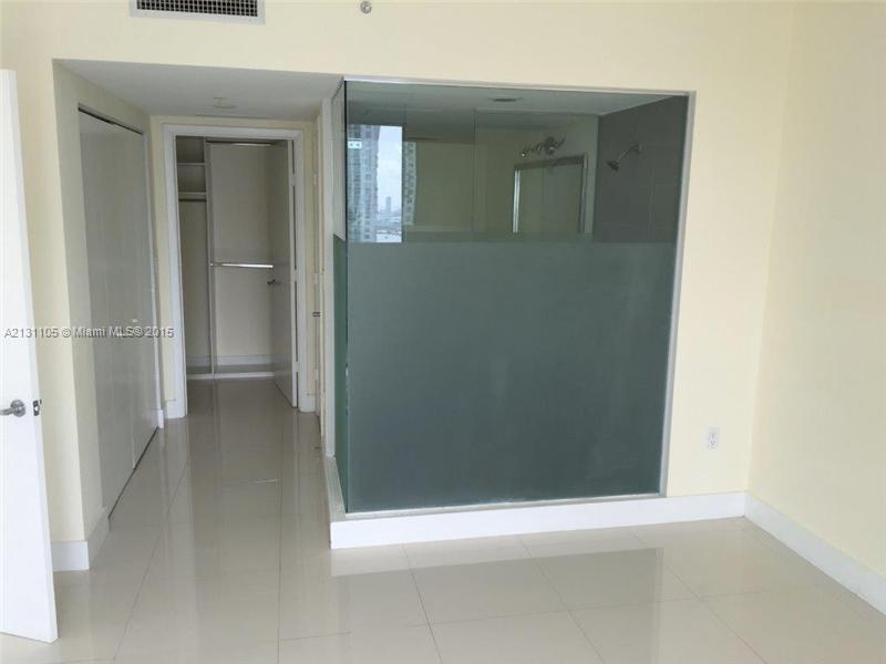 Building Photo - 92 SW 3rd St