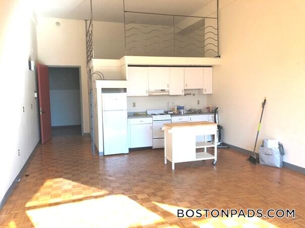 Primary Photo - 61 Brookline Ave