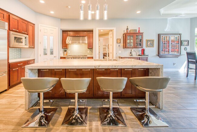 Building Photo - Custom home in beautiful St Andrews Green gated community