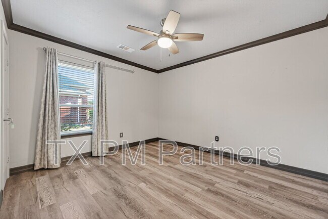 Building Photo - 23410 Stratsborough Dr