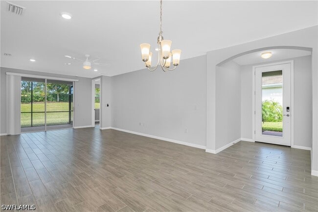 Building Photo - 14559 Edgewater Cir