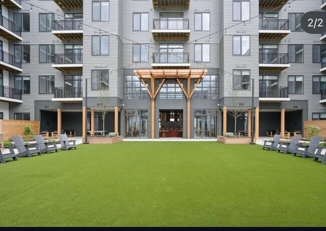 Primary Photo - 1 Hanson St