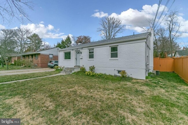 Primary Photo - 4715 Boiling Brook Pkwy