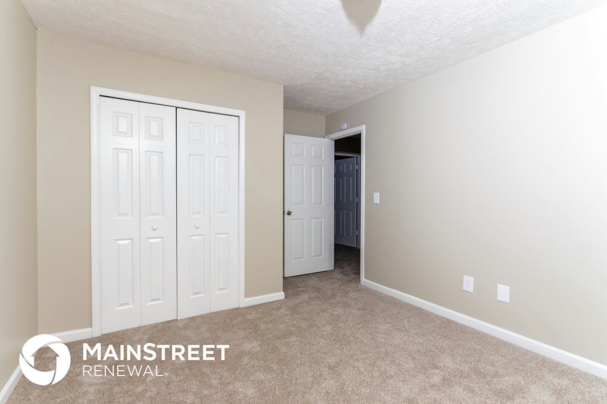 Building Photo - 1496 Paladin Ct