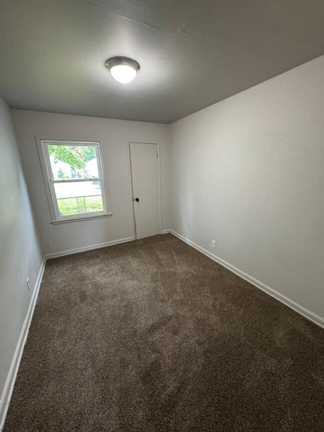 Building Photo - 4412 Werling Dr