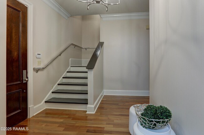 Building Photo - 605 Silverstone Rd
