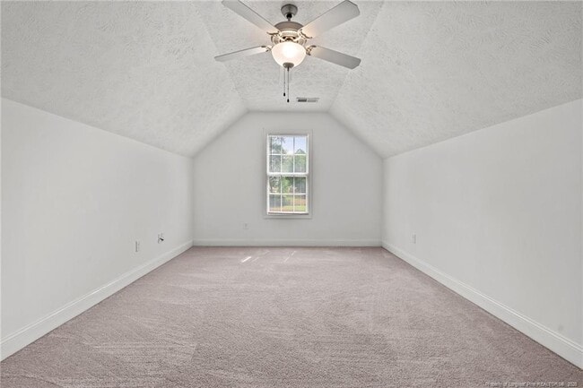 Building Photo - 244 Autumn Ln