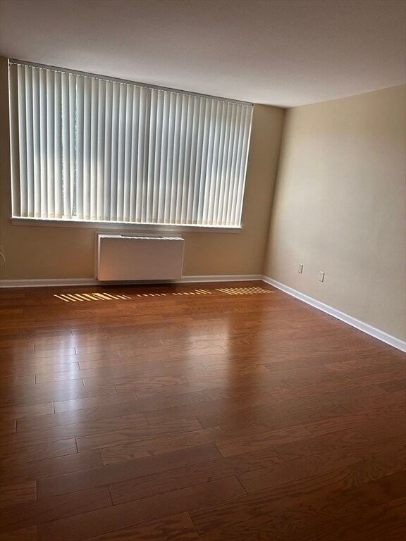 Building Photo - 20 Hammond Pond Pkwy